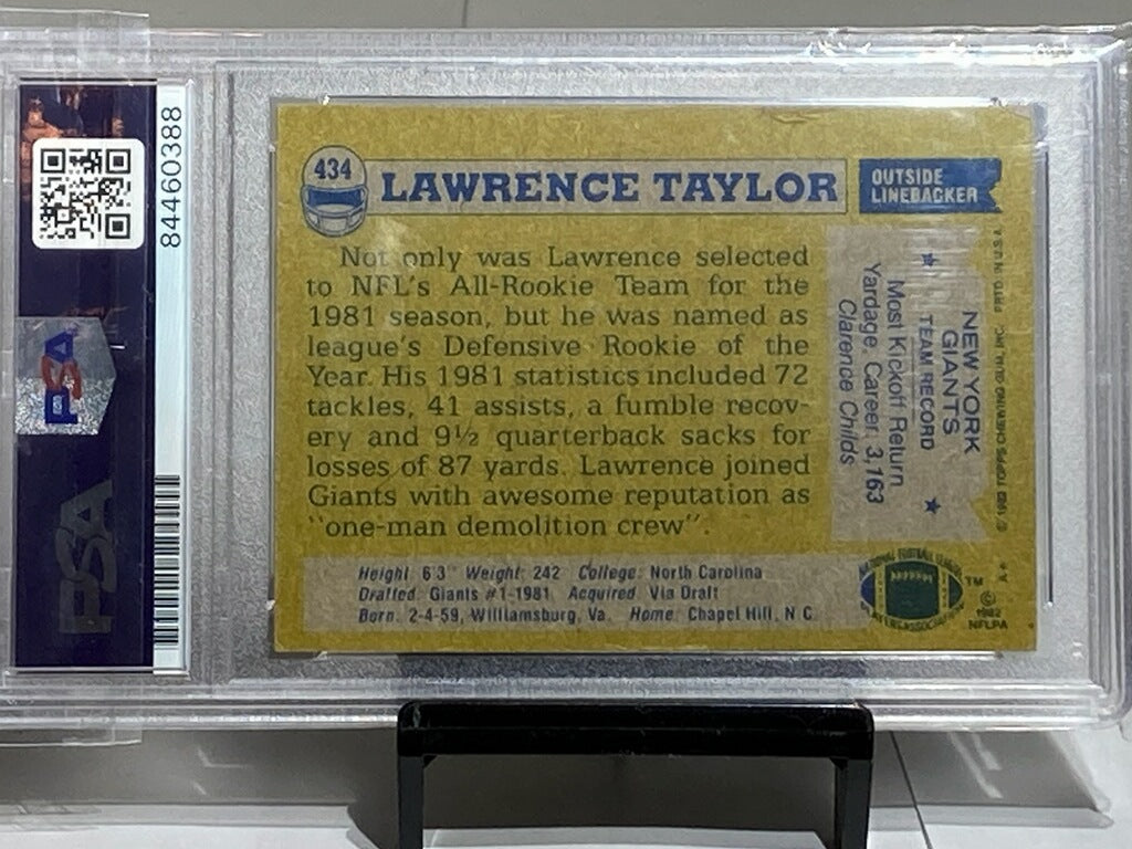 1981 TOPPS LAWRENCE TAYLOR ROOKIE PSA CERTIFIED AUTO GRADE 10 - Goldstar Mint 